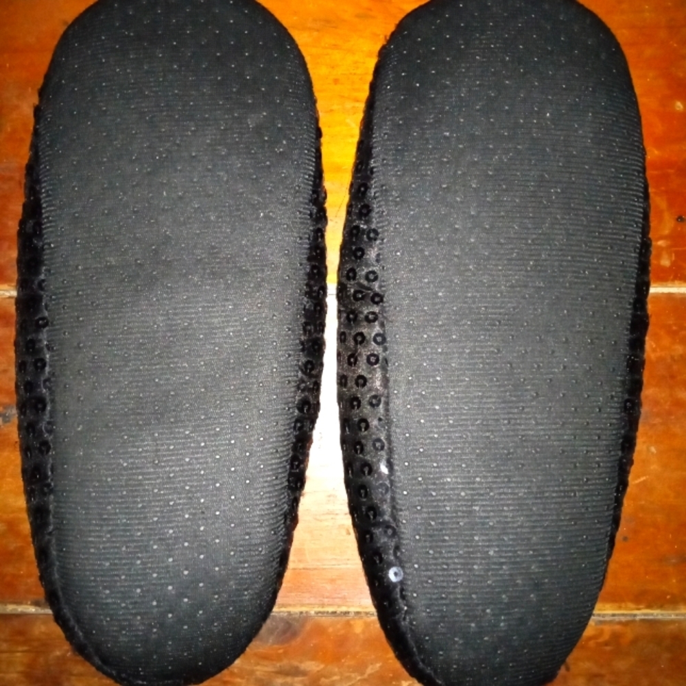 Slippers - Picture 4 of 5